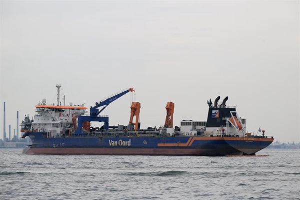 4 crewmen on dredger that hit vessel plead guilty over role in major oil spill in Singapore